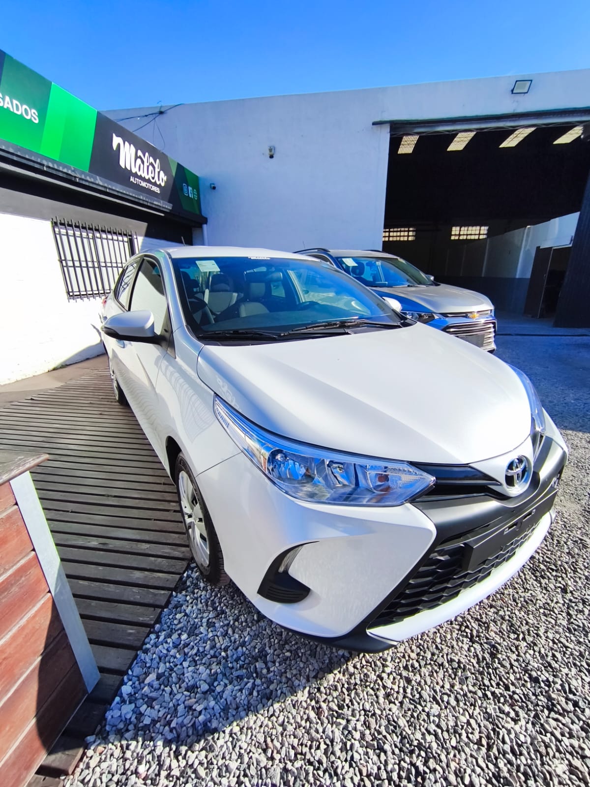Toyota - YARIS  - XS CVT  OKM - 2025